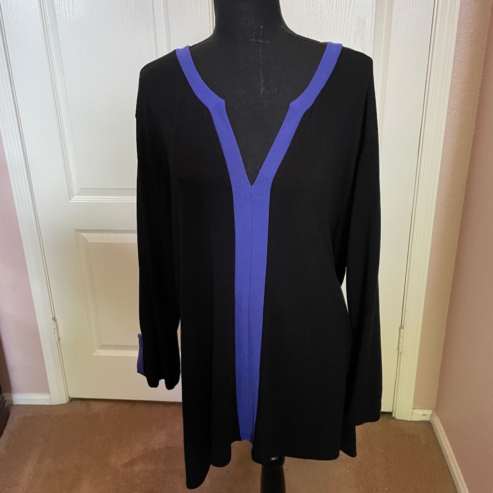 Cable &Gauge black vneck sweater